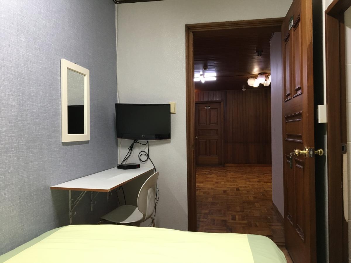 Myeong-Dong Good Stay Сеул Екстер'єр фото